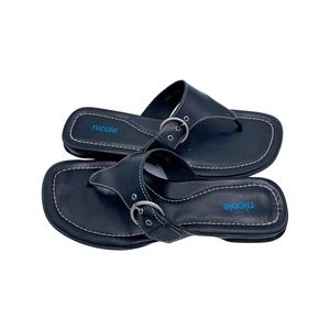 Nicole "Tryst" Leather Thong Sandal, Black - (8.5M)